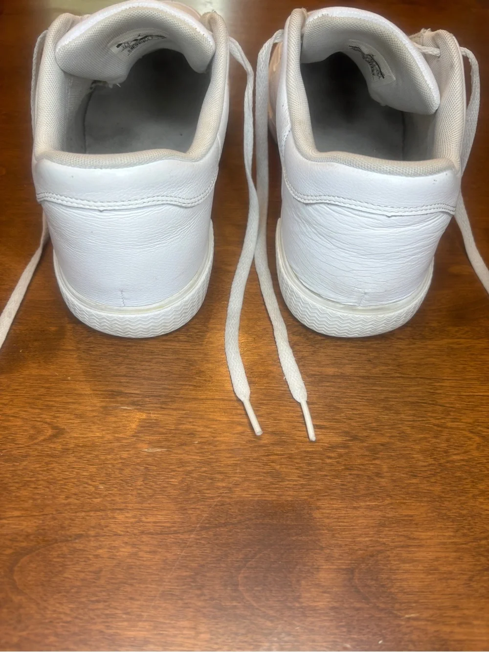 Jordan Men’s Low Top Sneakers in White
